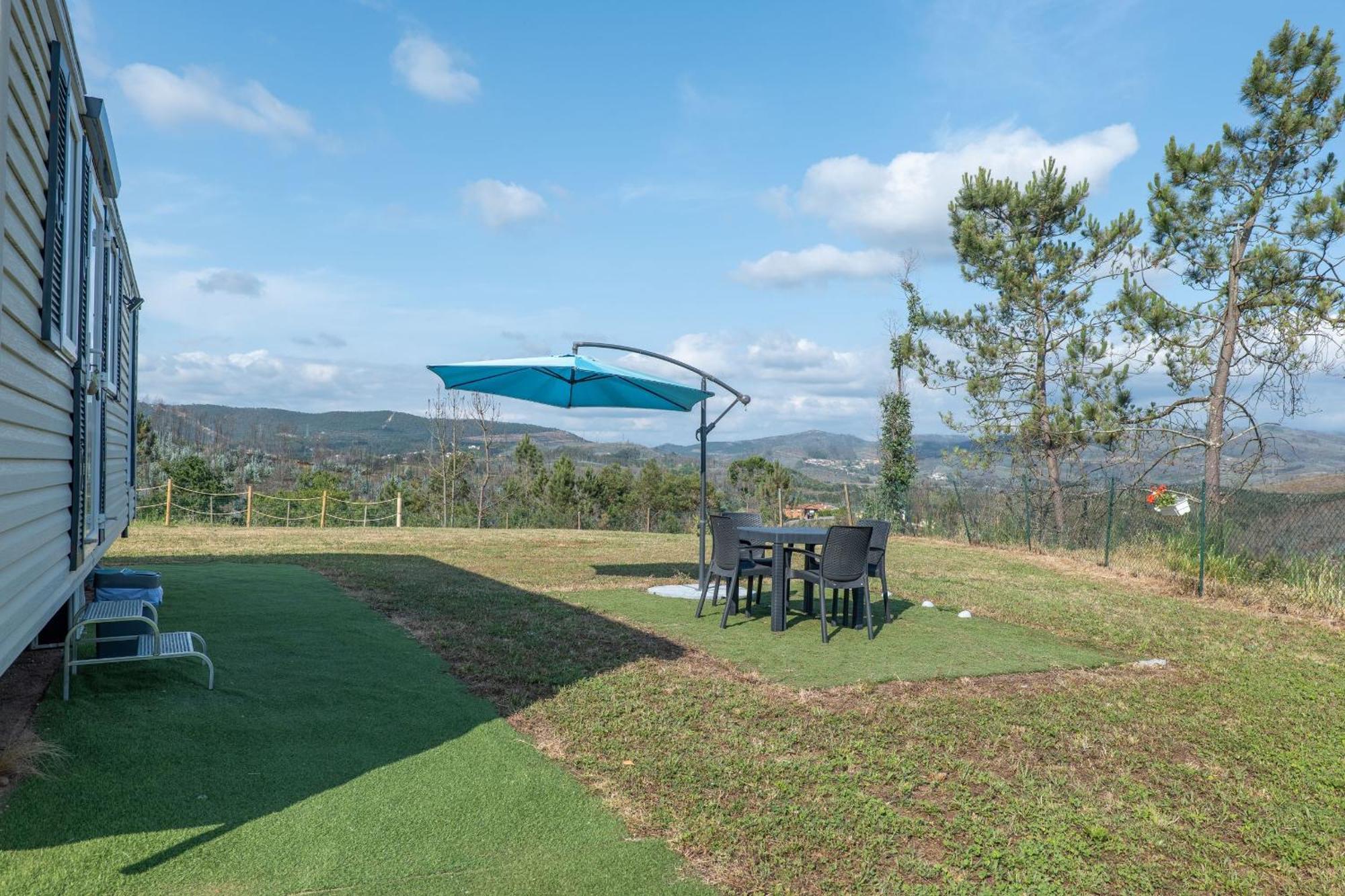 Glamping Frog Farm Villa Foz do Sousa ภายนอก รูปภาพ